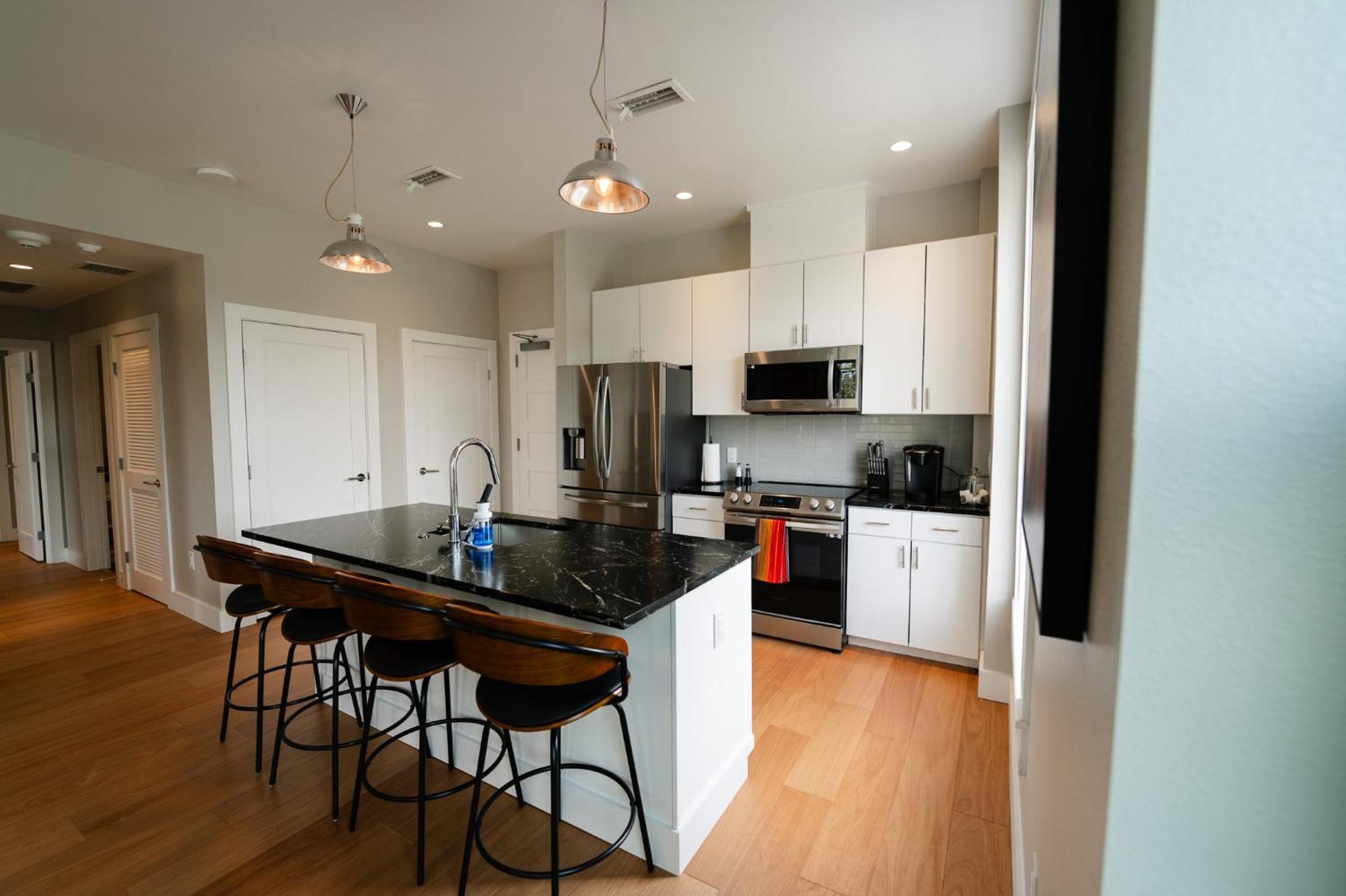 Western 1924 Luxury Lofts *