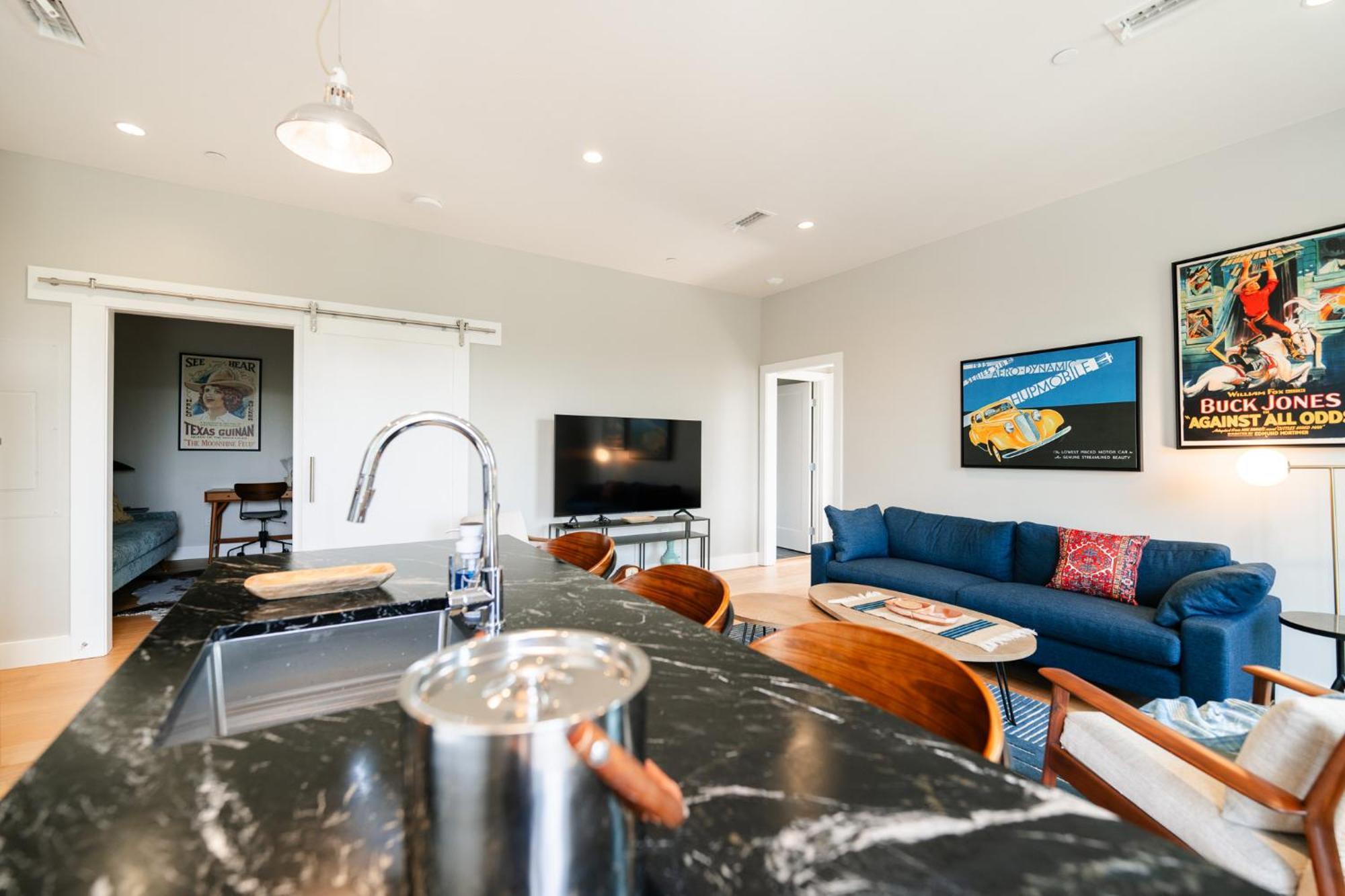 Apartment Western 1924 Luxury Lofts Martindale