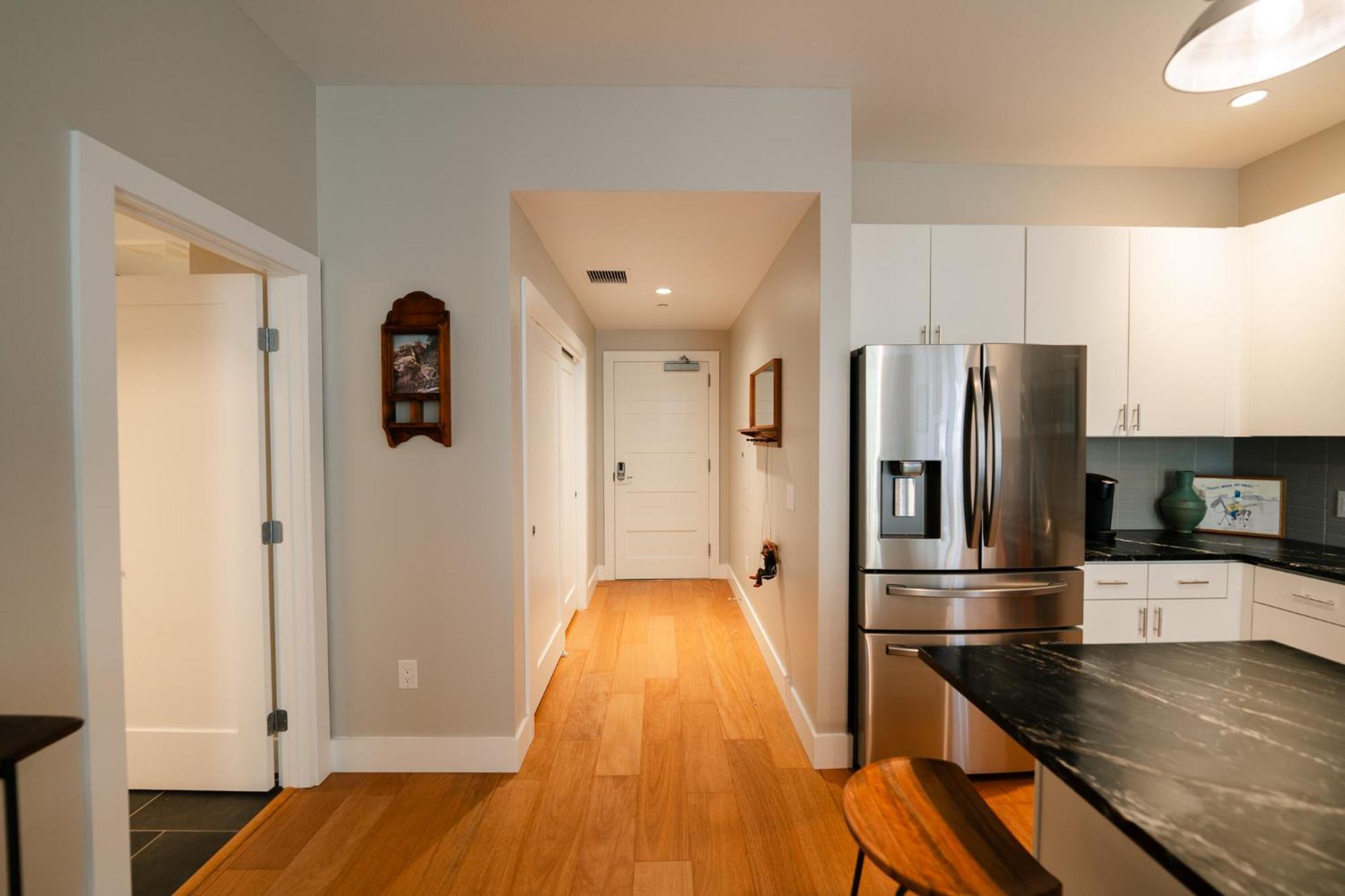 Western 1924 Luxury Lofts Apartment